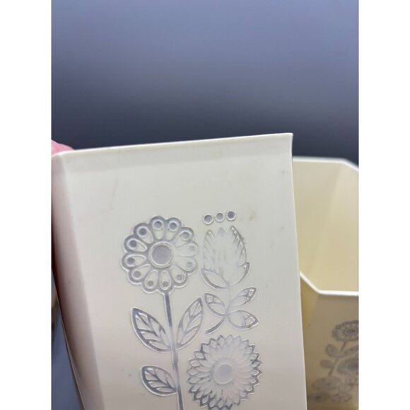 Vintage 1970s Lustroware 3 Pc Canister Set Plastic Floral Beige Nesting - Picture 11 of 11